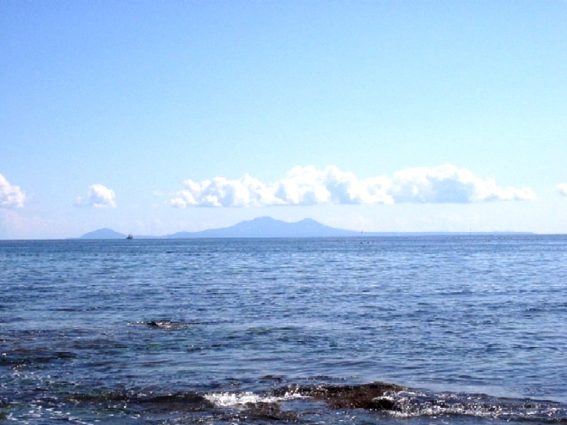 セセキ温泉から 国後島