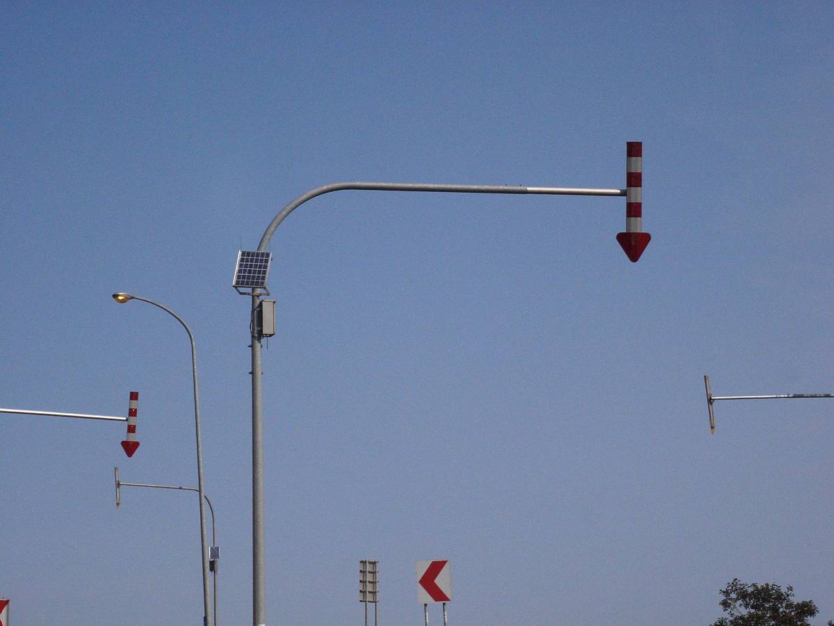 電光式路肩表示
